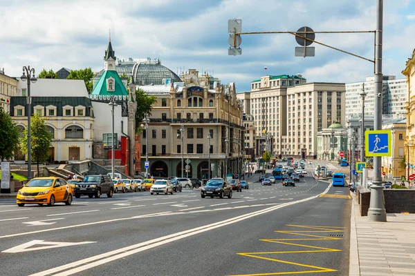Moscova Rusia August 2020 Una Dintre Străzile Principale Ale Orașului — Fotografie, imagine de stoc