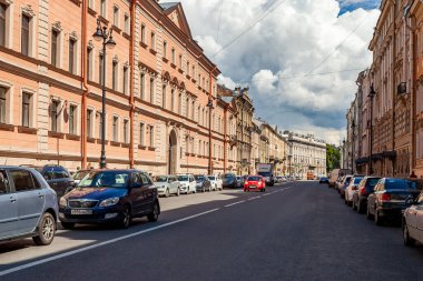 St. Petersburg, Rusya, 13 Temmuz 2020. Millionnaya Caddesi 'nin mimari topluluğu, şehrin en güzellerinden biri.