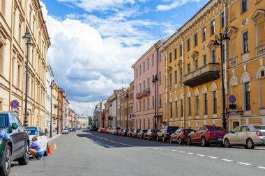 St. Petersburg, Rusya, 13 Temmuz 2020. Millionnaya Caddesi 'nin mimari topluluğu, şehrin en güzellerinden biri.