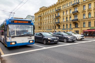 Saint Petersburg, Rusya, 13 Haziran 2020. Nevsky, şehrin ana caddesidir. Mimari topluluk.. 