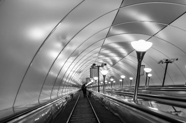 Saint Petersburg Rusya, 13 Temmuz 2020. İstasyonun içi Prospekt Slavy.