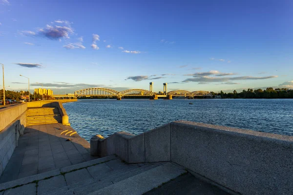 Sankt Petersburg Ryssland Juni 2020 Vita Nätter Utsikt Över Floden — Stockfoto