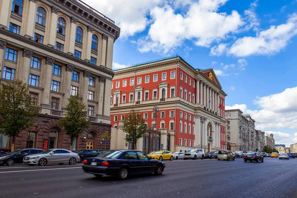 Moskwa Rosja Sierpnia 2020 Zespół Architektoniczny Ulicy Tverskaya Głównej Mieście — Zdjęcie stockowe