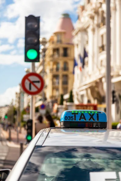 Pěkné Francie Října2019 Pohled Město Taxi Auto Pozadí Promenade Des — Stock fotografie