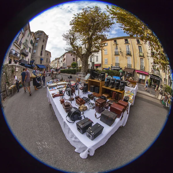 Antibes França Outubro 2019 Uma Variedade Coisas Vintage Balcão Mercado — Fotografia de Stock