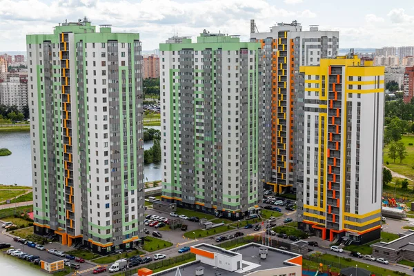 Saint Pétersbourg Russie Juin 2020 Bâtiments Résidentiels Modernes Plusieurs Étages — Photo