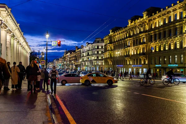 Petersburg Russia October 2020 Nevsky Prospekt Main Street City Evening — Stock Photo, Image