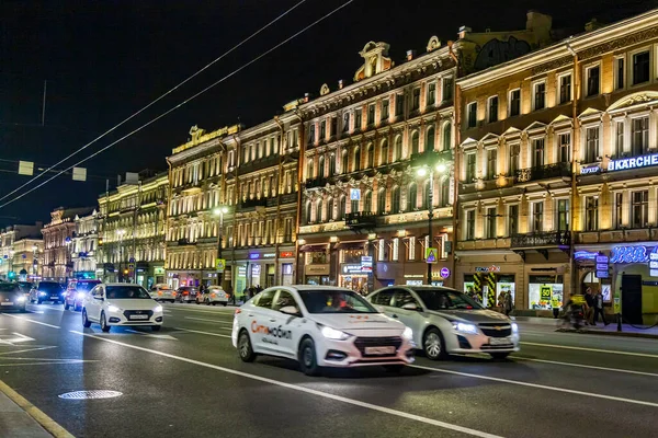 Sankt Petersburg Ryssland Oktober 2020 Nevsky Prospekt Huvudgatan Staden Kvällen — Stockfoto