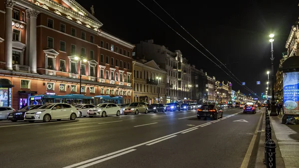 Sankt Petersburg Ryssland Oktober 2020 Nevsky Prospekt Huvudgatan Staden Kvällen — Stockfoto