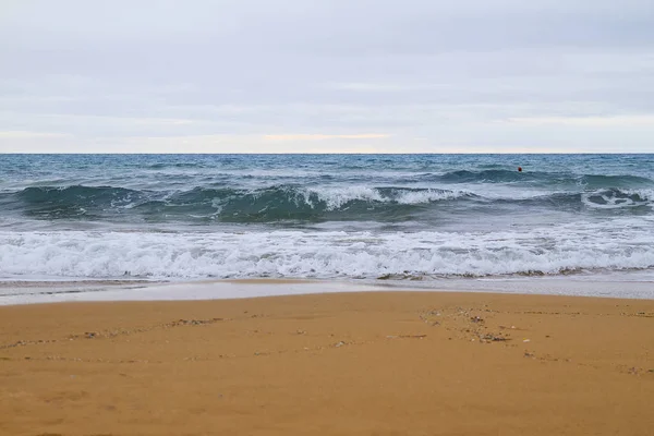 Foto da ensolarada praia de areia de verão — Fotografia de Stock