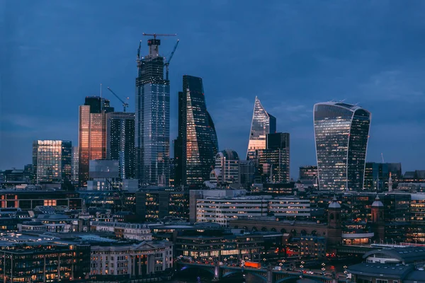 Cidade Londres Moderno Skyline Negócios Distict Financeiro Luzes Noite — Fotografia de Stock