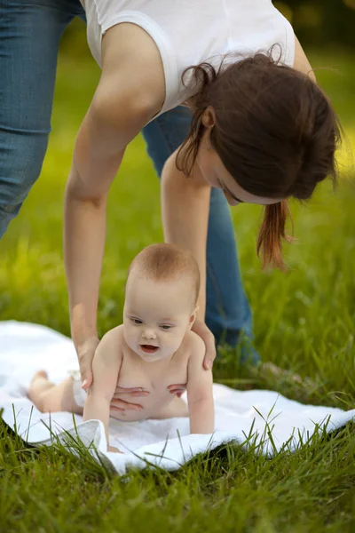 Mother Happy Baby Doing Exercise Routine Green Grass Outdoors — Stock Photo, Image