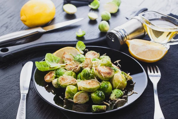 Homemade Roasted Brussel Sprouts Parmesan Cheese Lemon Salt Pepper Black — Stock Photo, Image