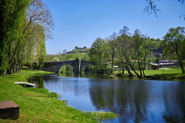 Allariz Nehri ve Roma Köprüsü