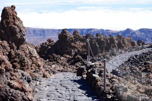 Sendero sobre la montaña del Teide en Tenerife, España —  Fotos de Stock