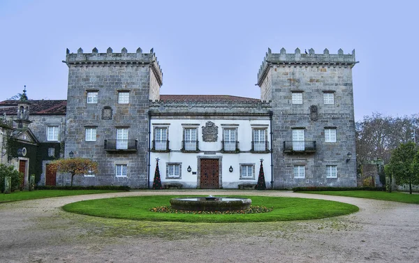Museo Quinhones de Leon en el Parque Castrelos de Vigo, Galicia —  Fotos de Stock