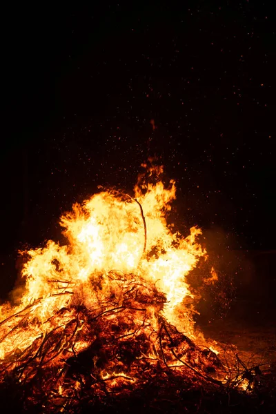 Top Bonfire Burning Night — Stock Photo, Image