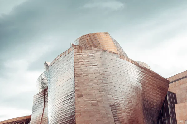Detalle Del Edificio Del Museo Guggenheim Por Frank Gehry Bilbao —  Fotos de Stock