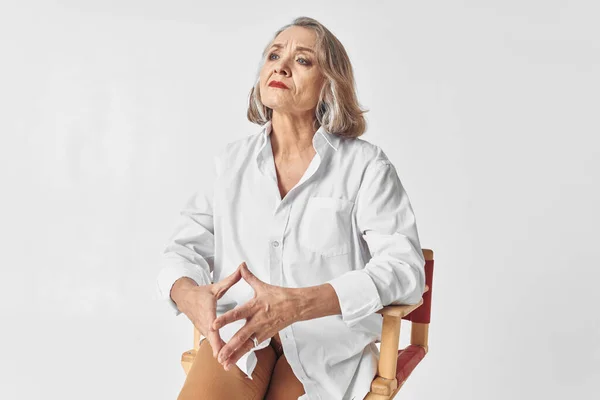 Beautiful Senior Woman Posing Studio — Stock Photo, Image