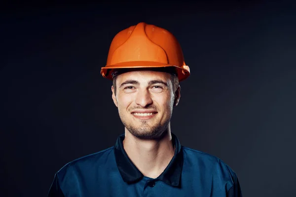 Young Worker Hardhat Posing — Stock Photo, Image