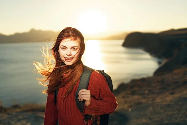 Giovane Donna Zaino Spalla Viaggio — Foto Stock