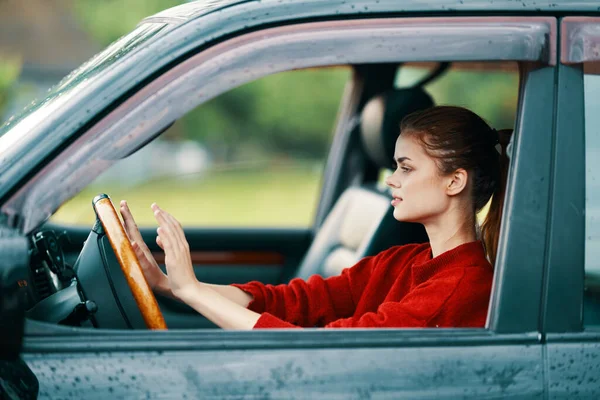 Young Beautiful Woman Driver Car — Stock Photo, Image