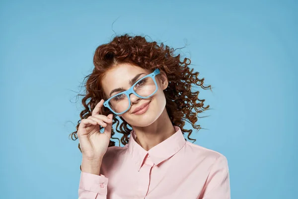 Jong Mooi Vrouw Dragen Bril — Stockfoto