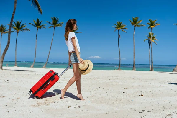 Young Woman Red Suitcase Beach — Stock Photo, Image