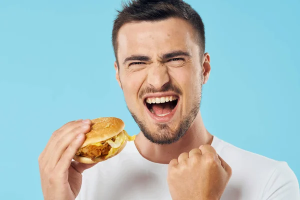 Jeune Homme Avec Hamburger Studio — Photo