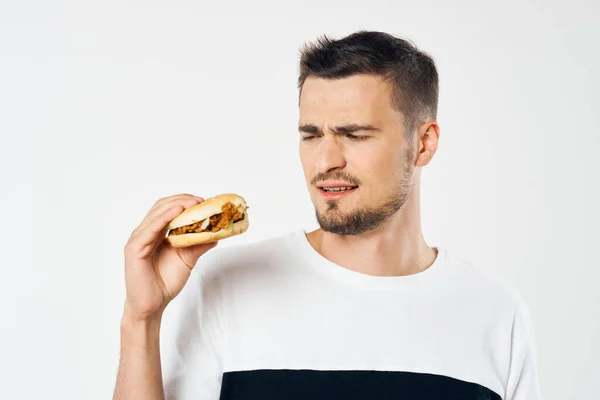 Jeune Homme Avec Hamburger Studio — Photo