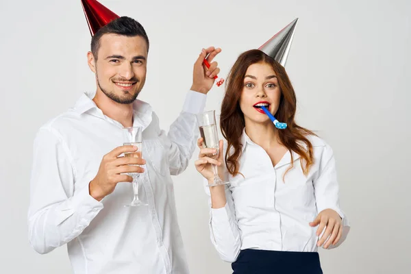 Retrato Joven Hermosa Pareja Celebrando Cumpleaños Con Champán — Foto de Stock