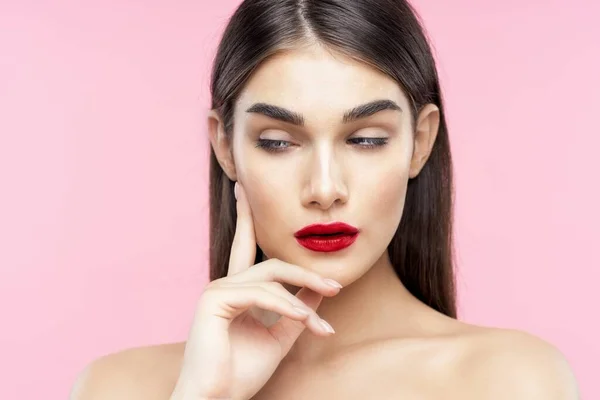 Retrato Una Joven Hermosa Mujer Con Lápiz Labial Rojo Los — Foto de Stock