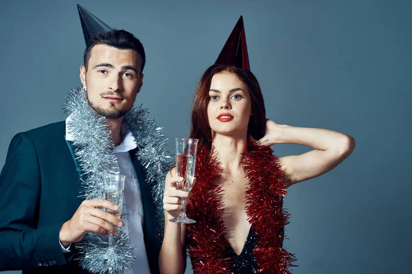 Portret Van Jong Mooi Paar Vieren Verjaardag Met Champagne — Stockfoto