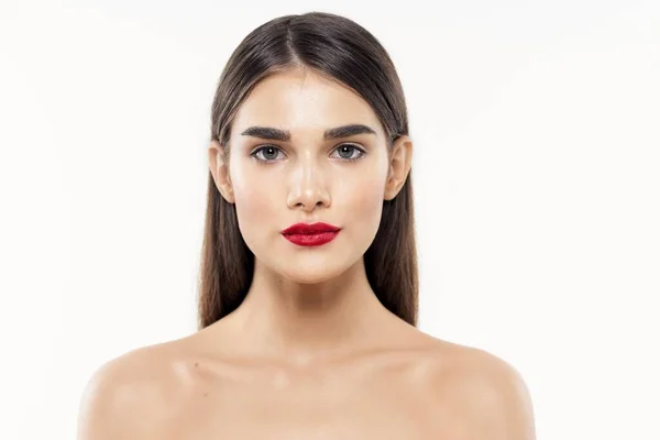 Portret Van Een Mooie Jonge Vrouw Met Rode Lippenstift Haar — Stockfoto