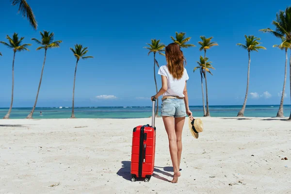 Young Woman Red Suitcase Beach — Stock Photo, Image