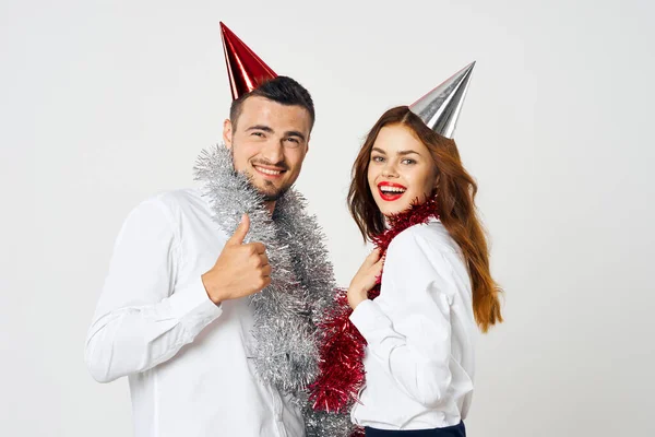 Porträt Eines Jungen Schönen Paares Das Partyhüten Das Neue Jahr — Stockfoto