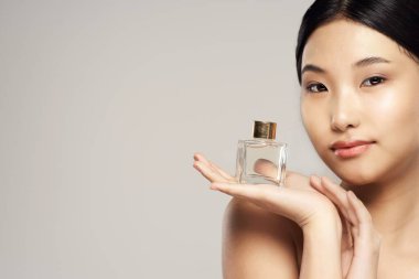 Genç ve güzel bir kadın