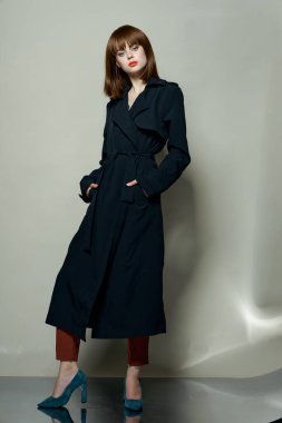 Çekici model pelerin disko modern tarz Güzel yüz