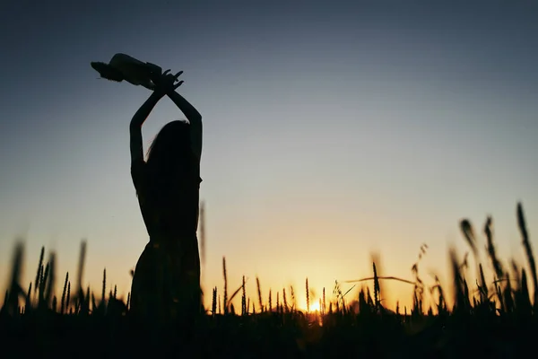 Young Beautiful Woman Wheat Field Sunset — Stock Photo, Image