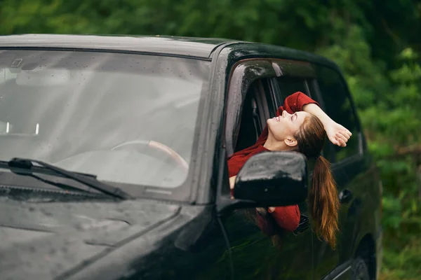 Junge Schöne Fahrerin Auto — Stockfoto