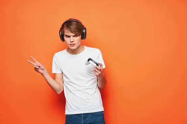 Joven Jugando Con Joystick — Foto de Stock