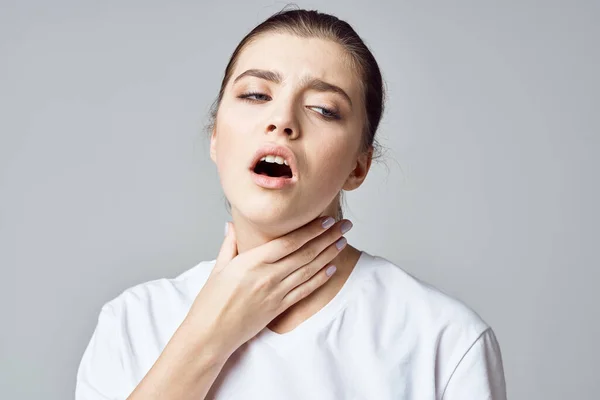 Yong Beautiful Woman Touching Throat — Stock Photo, Image