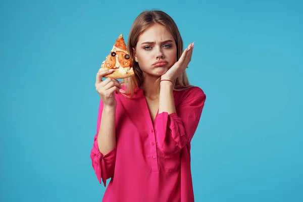 Young Beautiful Woman Pizza Sad Isolated Background — Stock Photo, Image