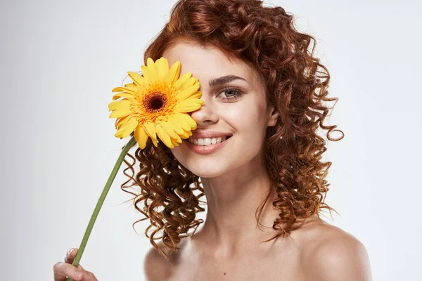 Young Beautiful Woman Flower Posing Studio Isolated — Stock Photo, Image