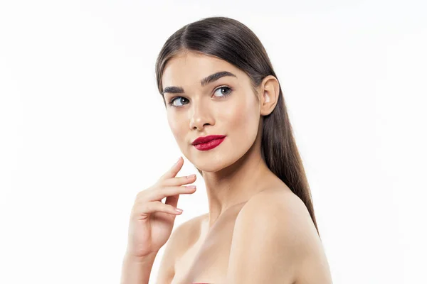 Retrato Jovem Bela Mulher Olhando Para Fundo Branco — Fotografia de Stock