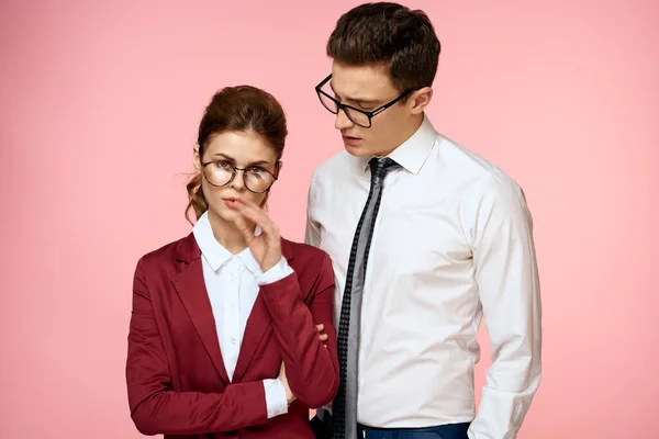 Colleghi di lavoro uomini e donne d'affari funzionari del team di gestione dell'ufficio — Foto Stock