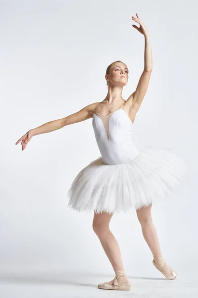 Bailarina Mulher Tutu Fundo Leve Posando Foto Alta Qualidade — Fotografia de Stock