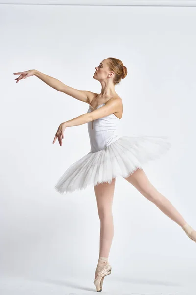Балерина Пачке Выполняет Танцевальные Упражнения Высокое Качество Фото — стоковое фото