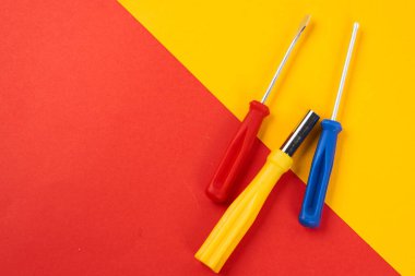 Çift arka plan tamir ekipmanları endüstrisinde tornavidalar