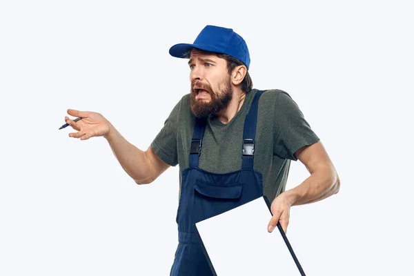 Man in werkvorm documenten laden werknemer dienst levensstijl — Stockfoto